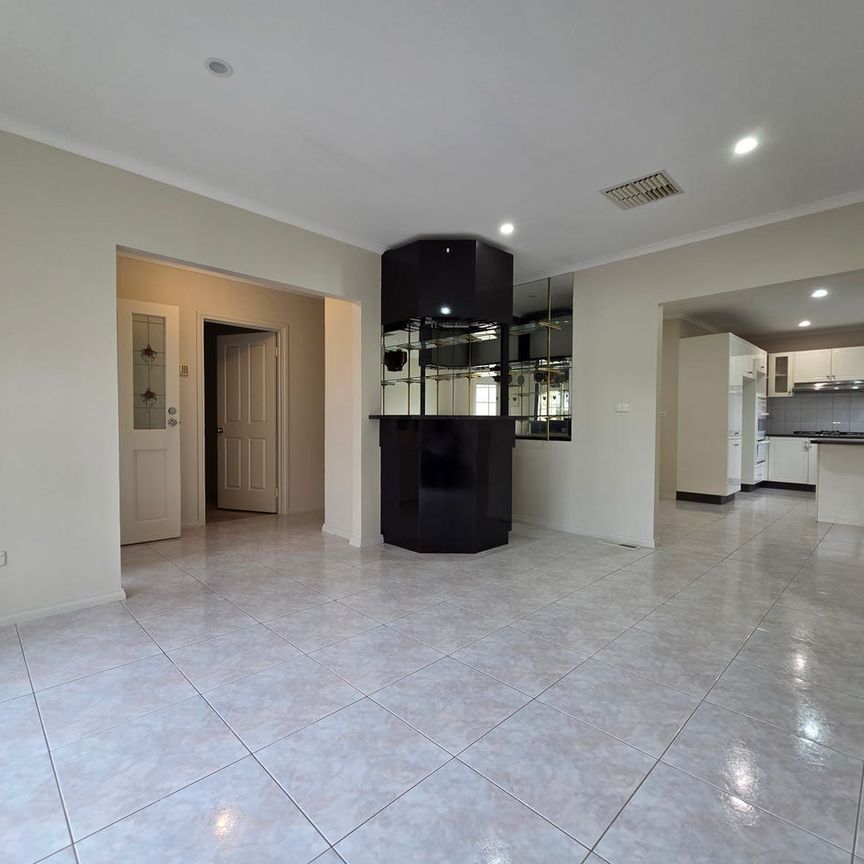 Spacious, Neat & Tidy - Photo 1