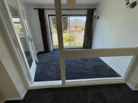 3 bedroom detached house to rent - Photo 5