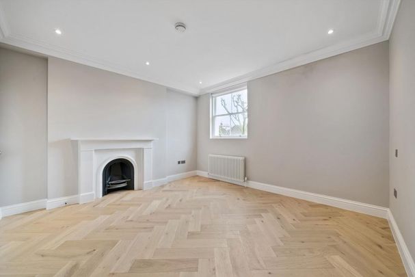 3 bedroom flat to rent - Photo 1