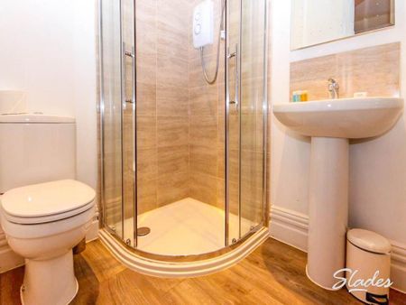 Studio to rent - Photo 4