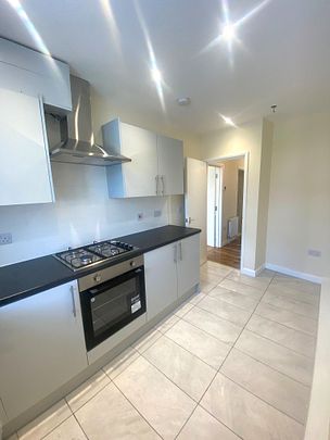 1 Bed Flat- TO LET- Northwood Hills-HA6 - Photo 1