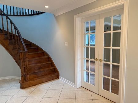 For Lease - 45 Panorama Crescent Unit# (Upper), Brampton, Ontario - Photo 2