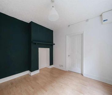 Rosslyn Crescent, Harrow, HA1 - Photo 1