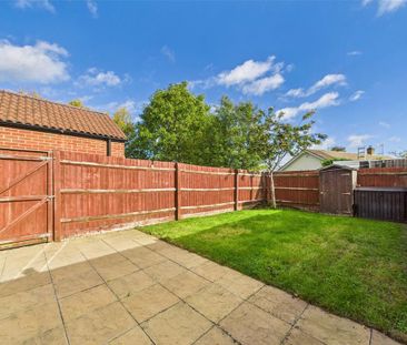 2 bedroom end of terrace house to rent - Photo 4