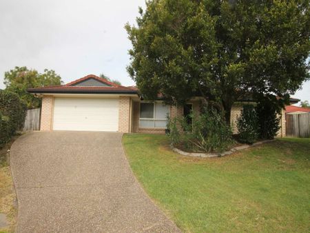 Family Comfort in Quiet Cul-De-Sac Location! - Photo 5