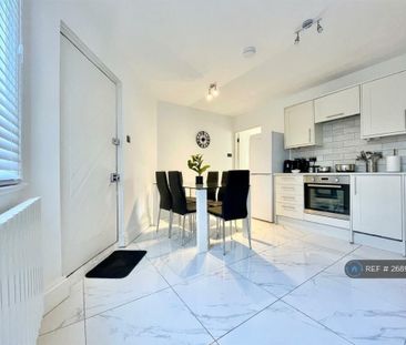 2 bedroom detached house to rent - Photo 2