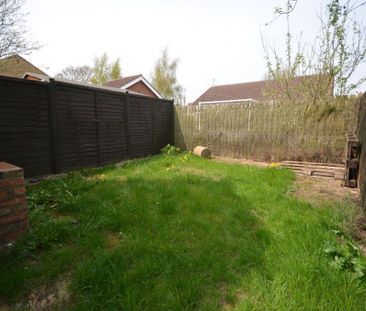 2 bedroom semi-detached house to rent - Photo 5