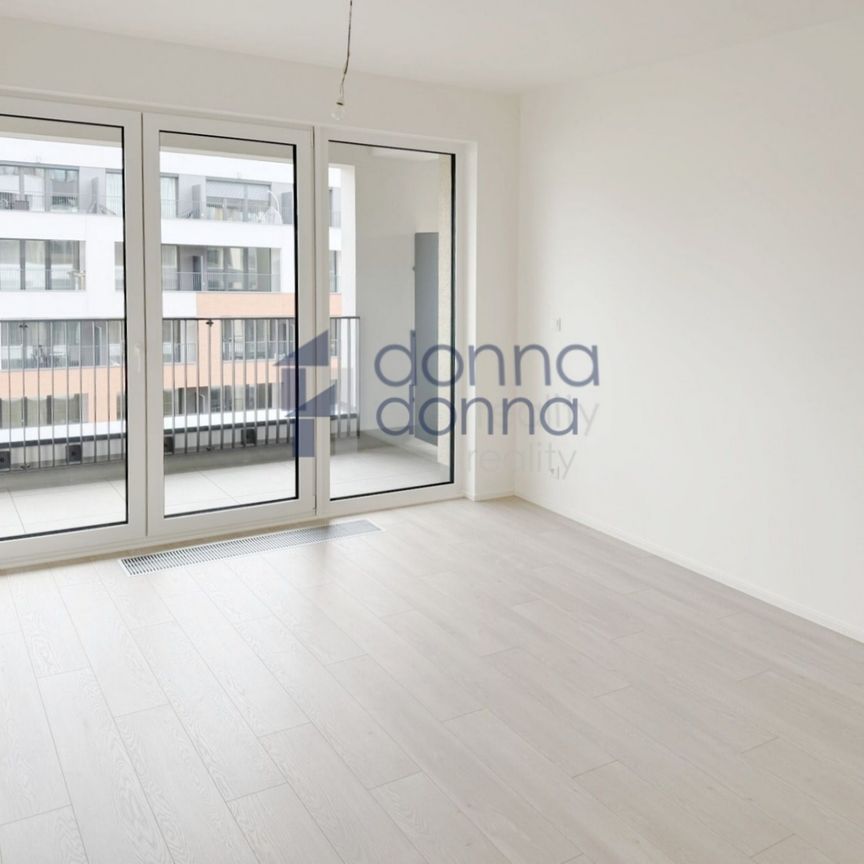 Pronájem bytu 1+kk a garsoniéry 32 m², Poděbradská, Praha - Photo 1