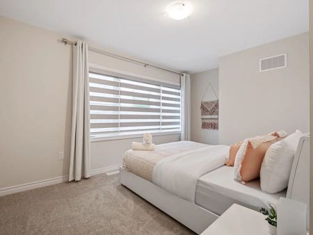 For Lease - 2 Sun Haven Lane, Thorold, Ontario - Photo 3