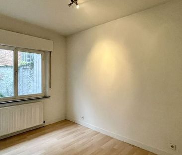Appartement te huur in Berchem voor € 1.000 met 2 slaapkamers - Foto 3