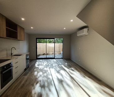 7/7 Birch Street, Lower Hutt - Photo 2