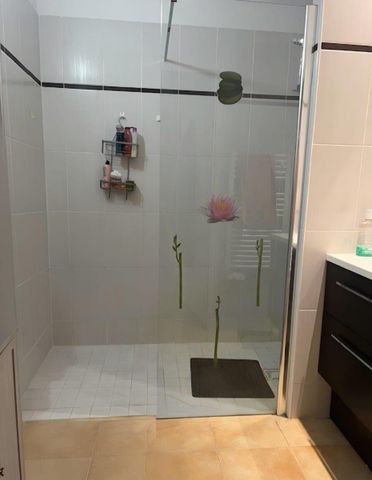 Location Appartement 2 pièces 57m² GONFARON 83590 - Photo 5