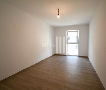 Appartement neuf de 3.5 pièces à louer à Vouvry - Foto 1