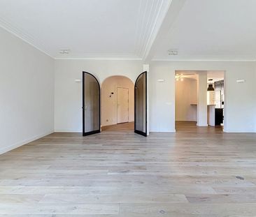 Appartement te huur in Elsene voor € 1.950 met 2 slaapkamers - Photo 3