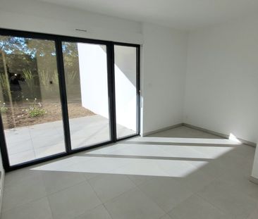 Location Appartement 4 pièces 104m² AIX EN PROVENCE 13100 - Photo 3