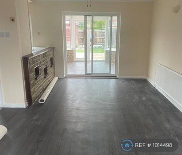 3 bedroom terraced house to rent - Photo 1