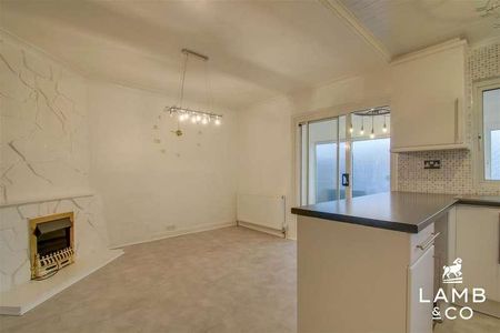 Coppins Road, Clacton-on-sea, CO15 - Photo 3