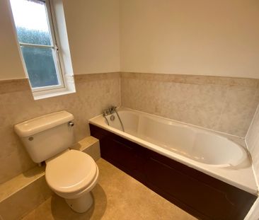 7 Holly Blue Close, Ipswich, IP8 - Photo 3