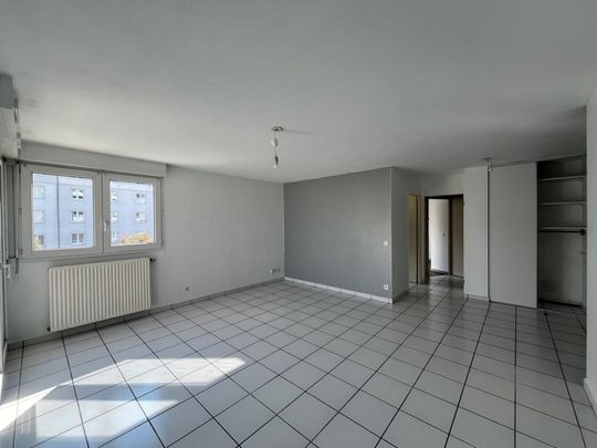 Location Appartement 2 pièces 47m² CHAMBERY 73000 - Photo 1