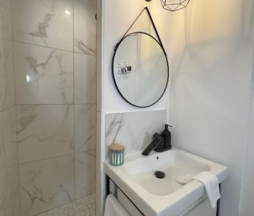 Location Appartement 1 pièce 28m² CASSIS 13260 - Photo 4