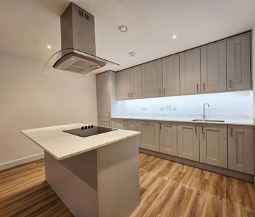 2 bedroom flat to rent - Photo 2