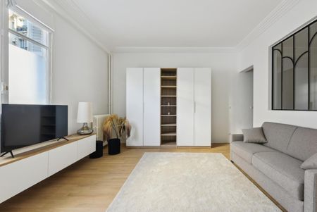 Location Appartement 1 pièce 35m² PARIS 16ème - Photo 5