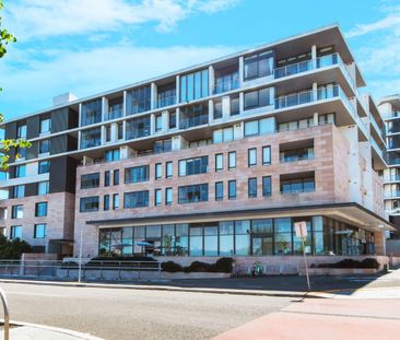 Waterside Living | Stunning views |One Bed Apartment plus Study - Photo 6
