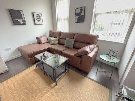 5 bedroom terraced house to rent - Photo 2