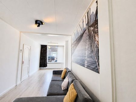 Te huur: Huis Valeriusstraat in Vlaardingen - Photo 3