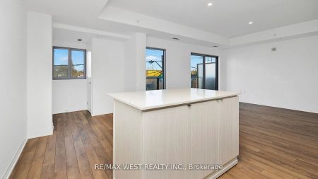 408 Browns Line #201 - Photo 3