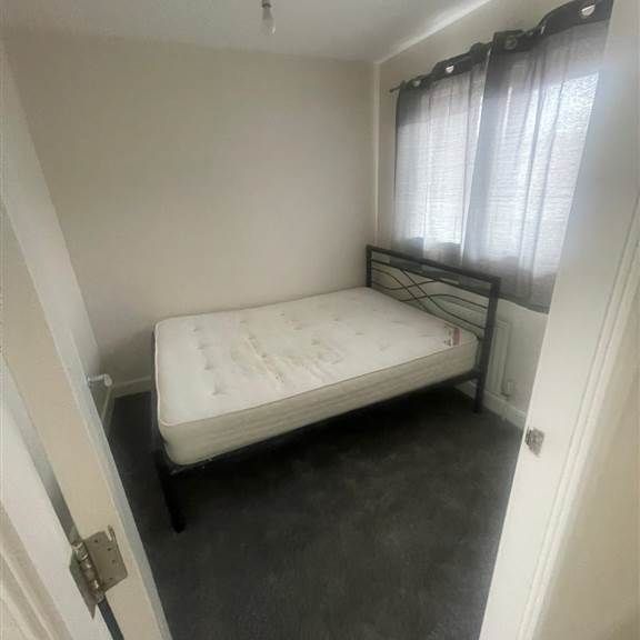 904 College Central Apartments, College Avenue, Belfast, BT1 6AA - Photo 1