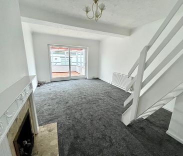 2 bedroom bungalow to rent - Photo 3