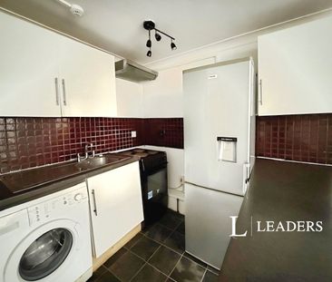 1 bedroom apartment to rent Lower Rock Gardens, Brighton, BN2 - Photo 4