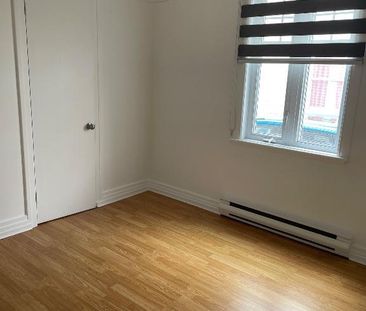 Logement 3 1/2 à louer - Photo 1