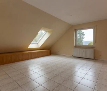 Schöne ca. 135 m² große 4-Zimmer-Maisonettewohnung mit Dachatelier ... - Photo 4