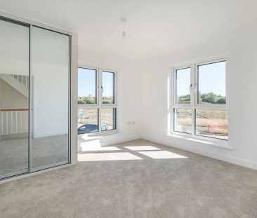 3 bedroom end of terrace house to rent - Photo 6