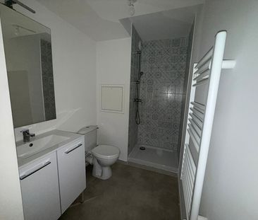 Location Appartement 1 pièce 21m² - Photo 2