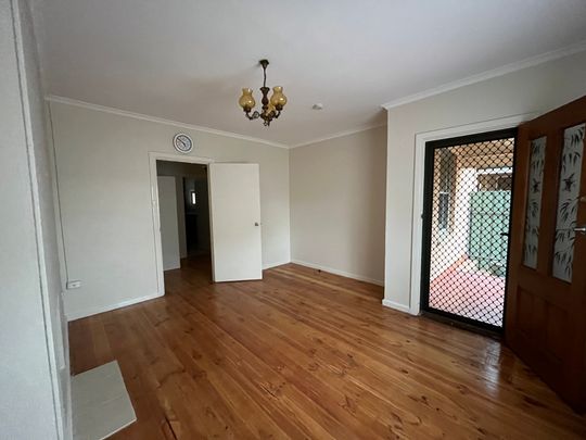 18 KRAMER STREET, WHYALLA NORRIE - Photo 1