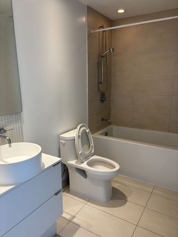 For Lease - 185 Roehampton Avenue Unit# 1209, Toronto, Ontario - Photo 3