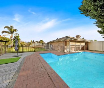 Beautiful Family Home with Pool & Studio in a Quiet Craigieburn Loc... - Photo 2