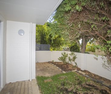 2x1 Gem in Perfect Location! - Photo 3