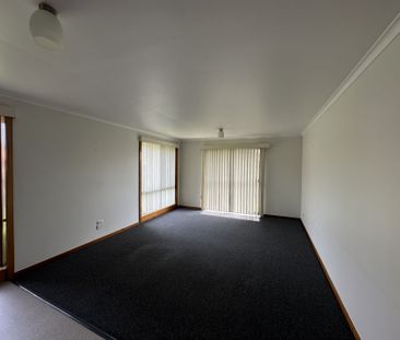 Convenient location, Live Here! - Photo 1