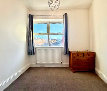 Ulverston Road, Sheffield, S8 - Photo 4
