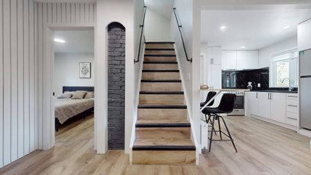 For Lease - 242 Muriel Street Unit# Main Floor, Newmarket, Ontario - Photo 2