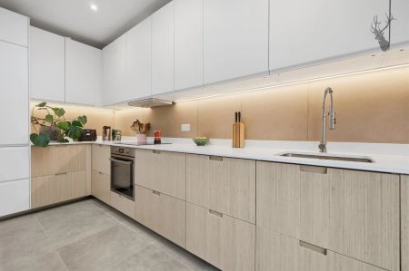 4 Bedroom House - Photo 3