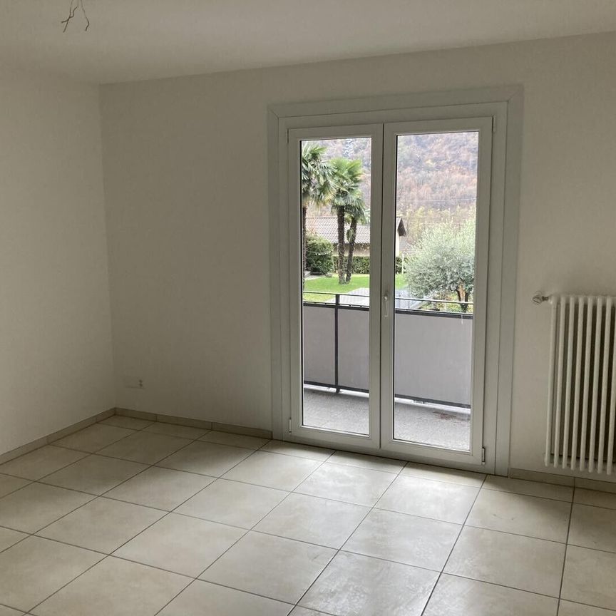 3 1/2-Wohnungen renoviert mit Aussenparkplatz / 3 1/2-room apartments with external PP - Foto 1