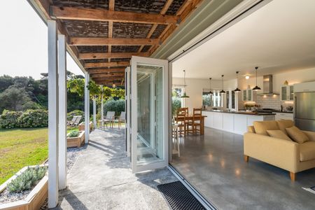 PRIVATE, PEACEFUL & FULL OF CHARACTER – RANGITANE - Photo 2