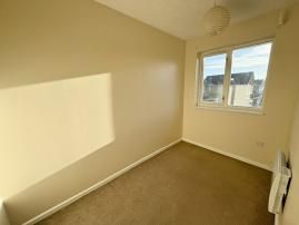 2 Bedroom Semi-Detached House For Rent - Photo 5