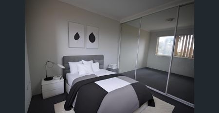 MASSIVE 2 BEDROOM APARTMENT IN FANTASTIC LOCATION!!! - Photo 4