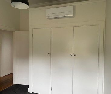 Compact freestanding 2 bedroom home - Photo 4